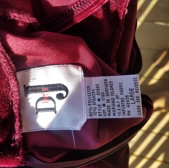 Maroon Velvet Dress - Picture 7 of 7